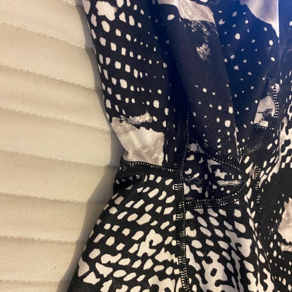 Lululemon pants - Picture 2 of 2